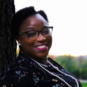 Meet your Posher, Yolanda